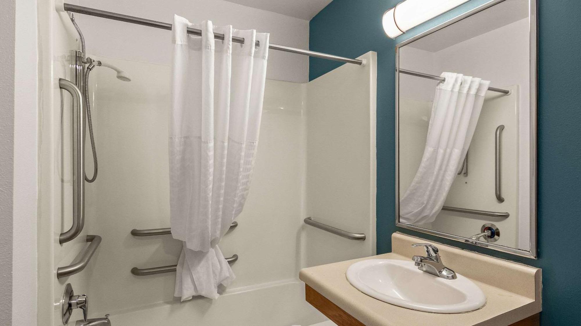 Woodspring Suites Evansville Extérieur photo
